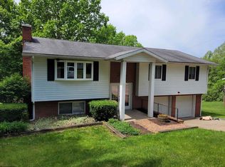 237 Hilltop Dr, Bridgeport, WV 26330