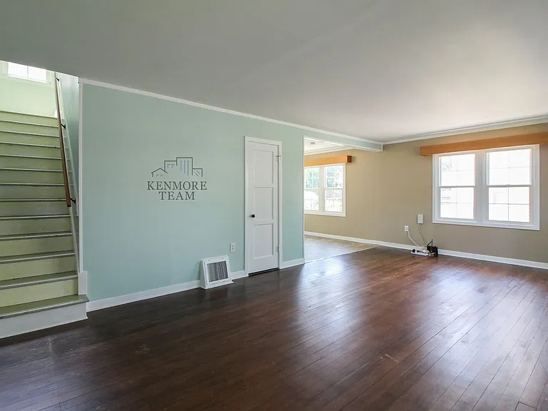 1308 Haupt Ave — Photo 3