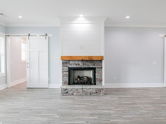 5th image of 26257 Saint Lucia Dr