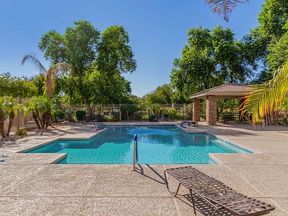 3rd image of 4135 E Orchid Ln