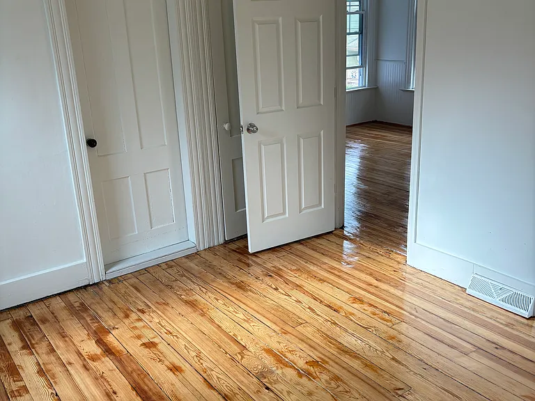 242 Court St #2 — Photo 4