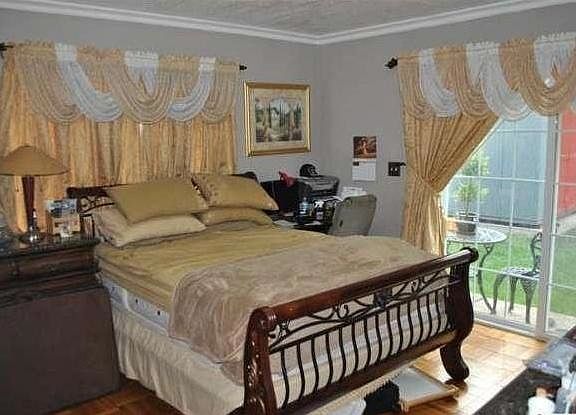 5th image of 651 S Grandridge Ave