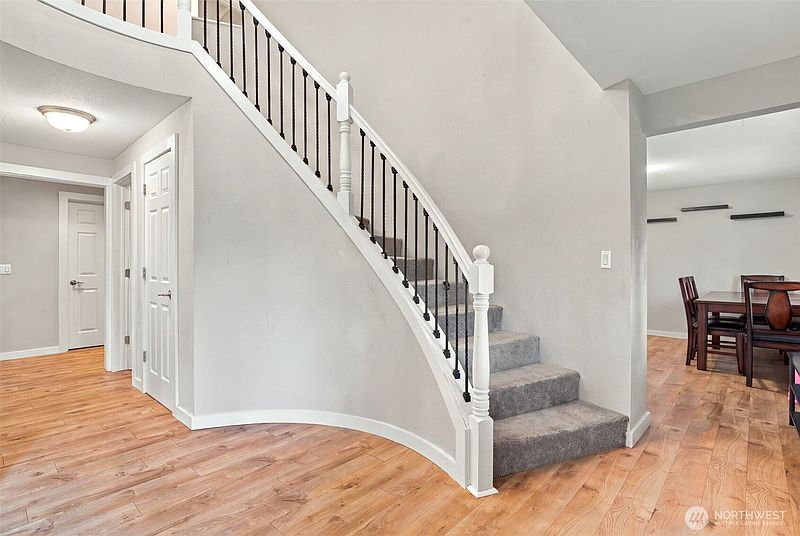 4th image of 17102 146TH Avenue SE