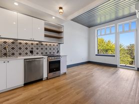 412 Evergreen Ave, Brooklyn, NY