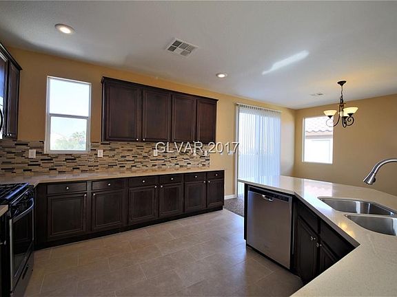 5th image of 10144 Glen Aire Ave