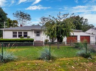 21 Nancy Dr, Webster, MA 01570