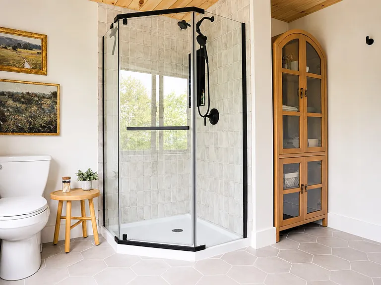 Bathroom 2 - View 2