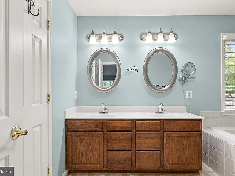 17277 Kettlebrook Lndg — Photo 33