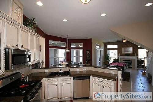 5th image of 8532 Majestic Lake Ct
