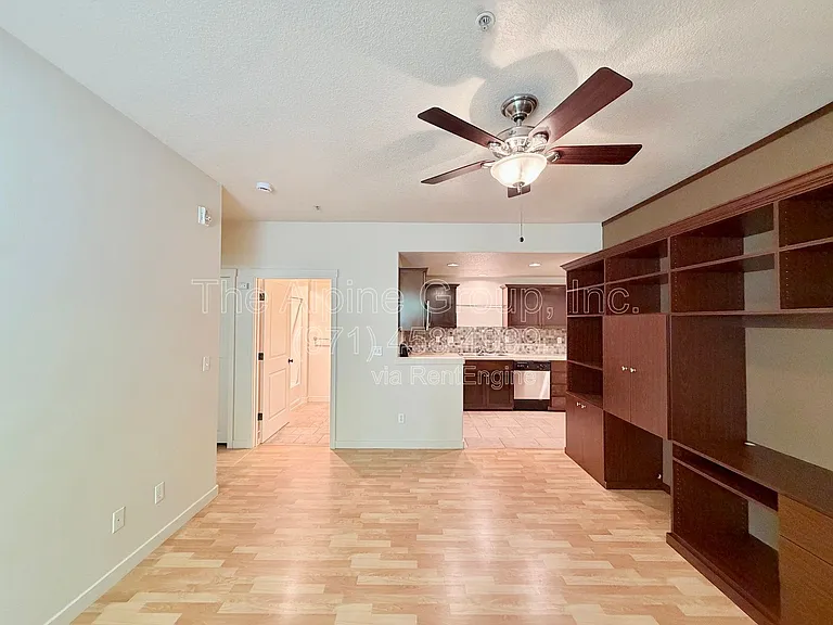 657 NE Garswood Ln — Photo 4
