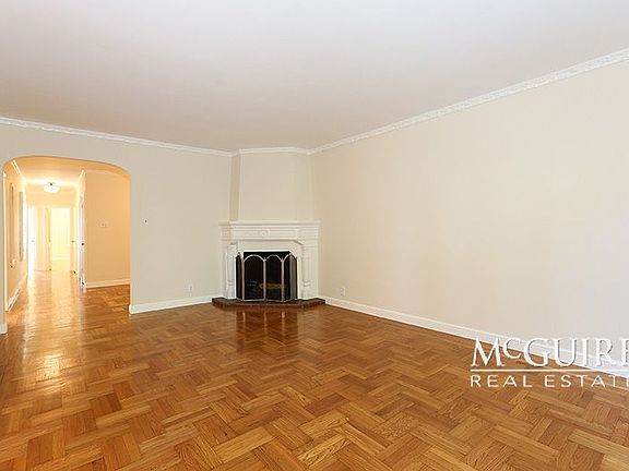 3rd image of 11 14th Ave