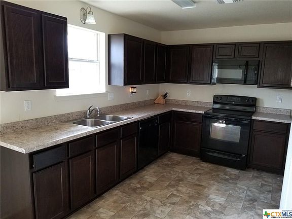 4th image of 1062 E Avenue M