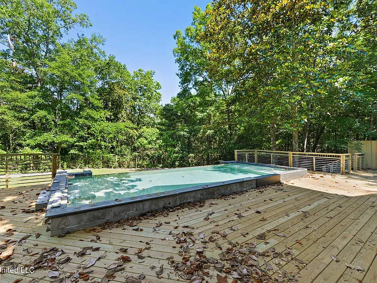 1220 Sunset Ave — Photo 37