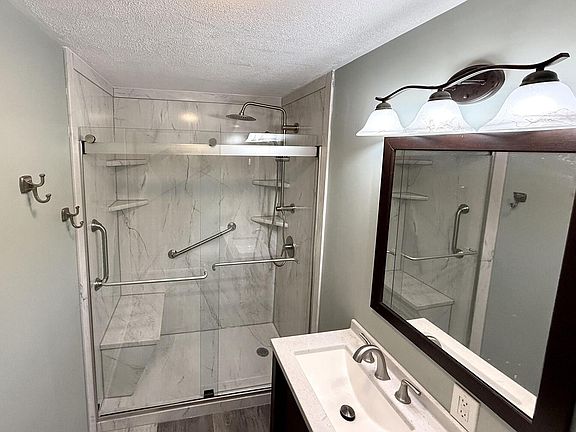 5th image of N3432 Beach ROAD