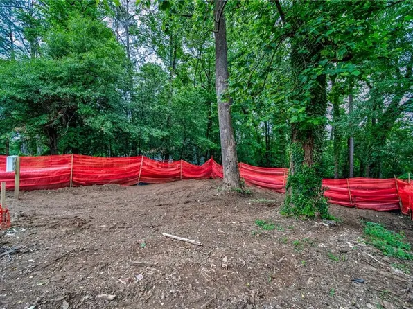 2497 Skyland Trl NE Lot 18, Atlanta, GA 30319