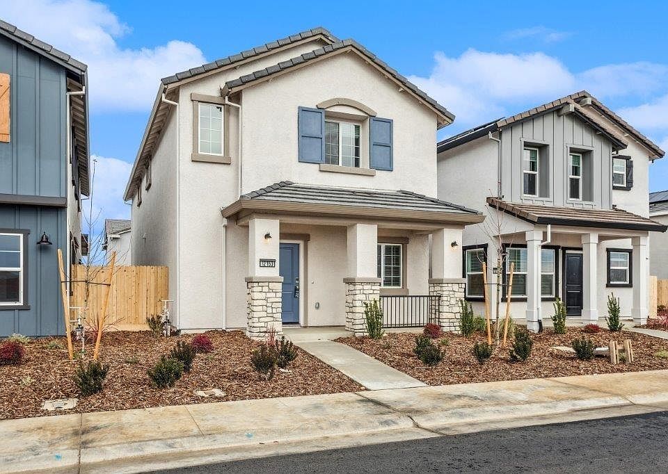 1st image of 12153 S Coal Creek Way