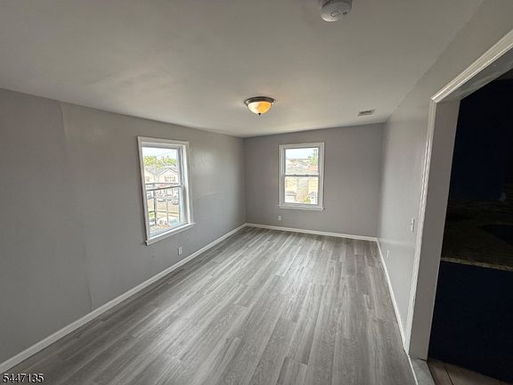 4th image of 244 1st St