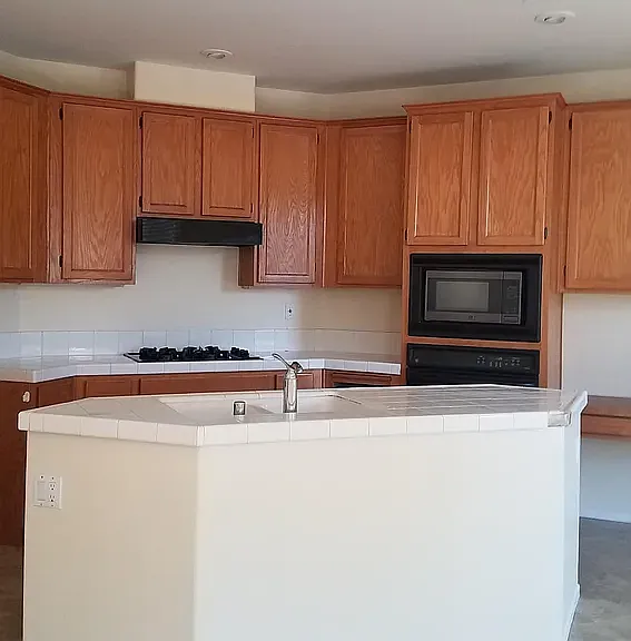 30749 Point Woods Ct — Photo 10
