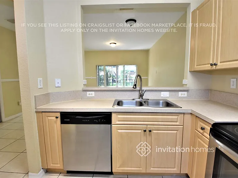 12768 SW 49th Ct — Photo 7