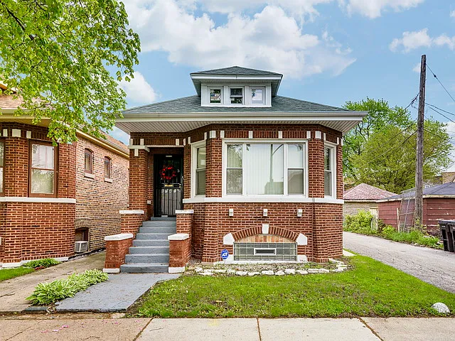 8741 S Aberdeen St photo 1