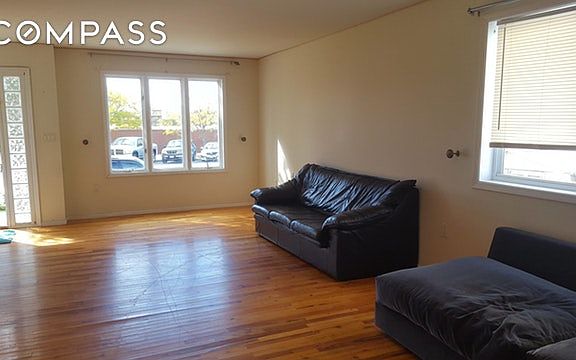4th image of 2371 E 69th St #1