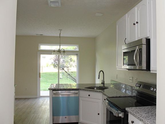 5th image of 3895 Thorngate Dr