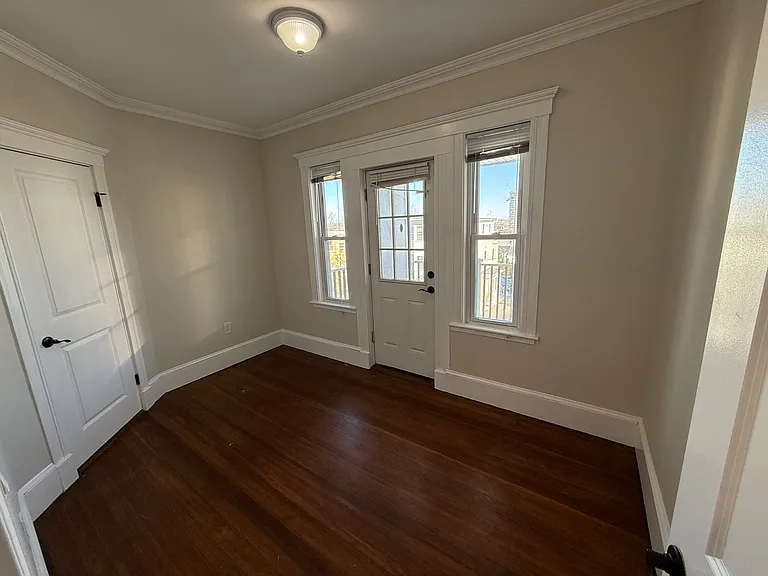 55 Iffley Rd #3 — Photo 10