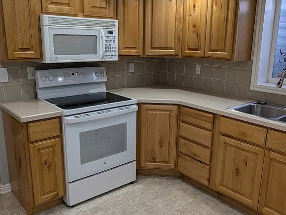 2nd image of 1188 W 12400 S