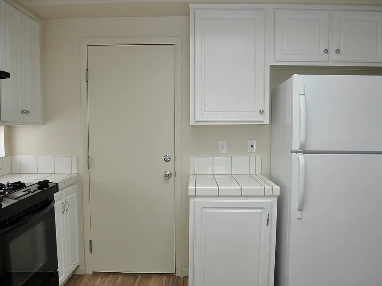 10137 Maidens Wreath Ct — Photo 11