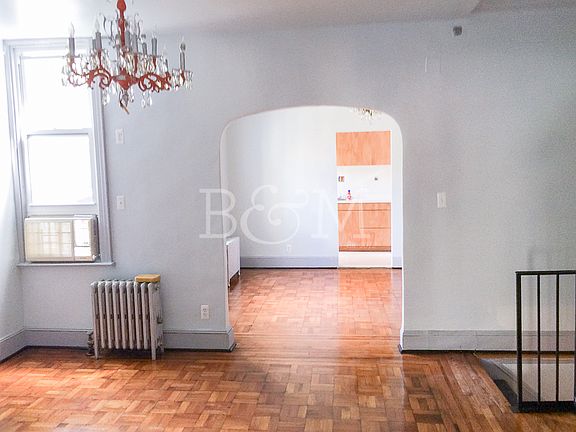3rd image of 168 Johnson Ave #1