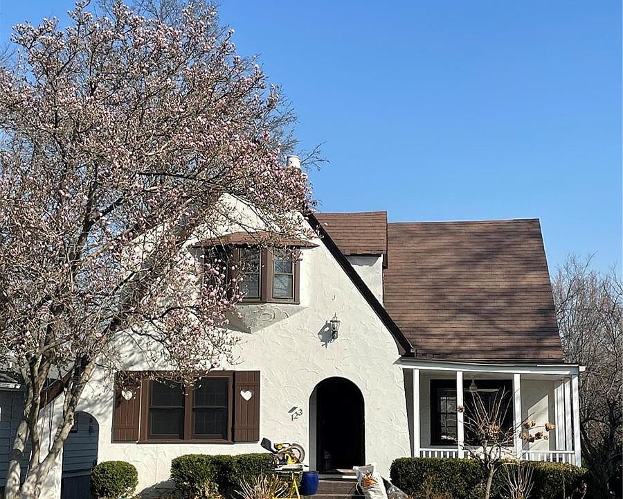 1st image of 123 Peeke Ave