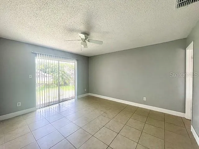 1223 La Mesa Ave — Photo 8