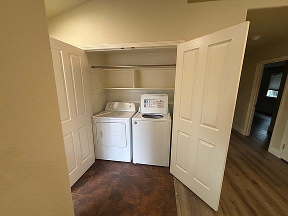 3rd image of 3764 Whispering Pines Ln