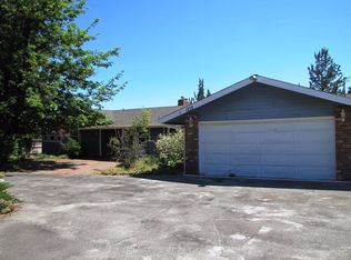 1232 NW Rimrock Dr, Redmond, OR 97756