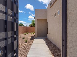 1769 Villa Contesa, Los Lunas, NM 87031