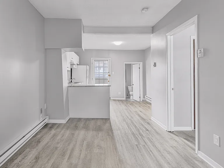 50 Bruyere St #5 — Photo 6