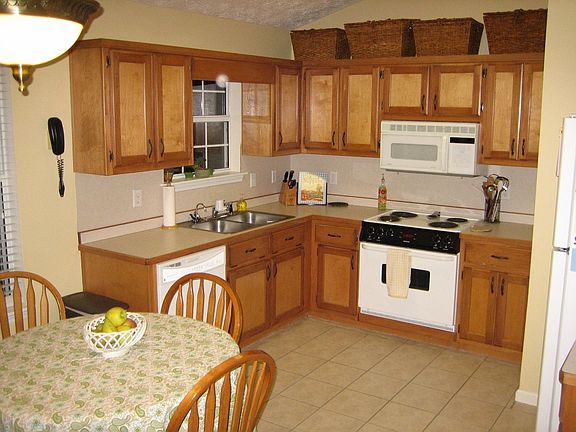 Tile Flooring, New Dishwasher, Eat In
