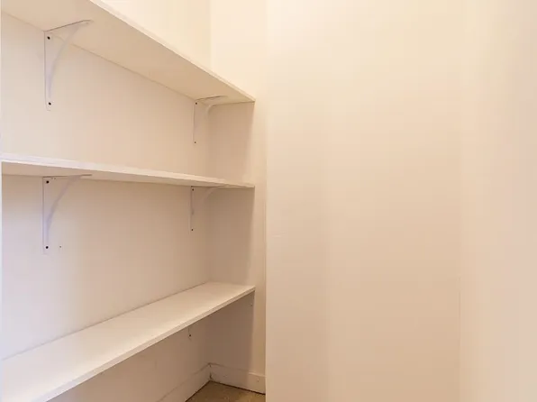 15 Dwight Street image 6 of 18