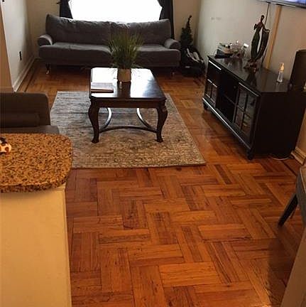 4th image of 4638 Carpenter Ave