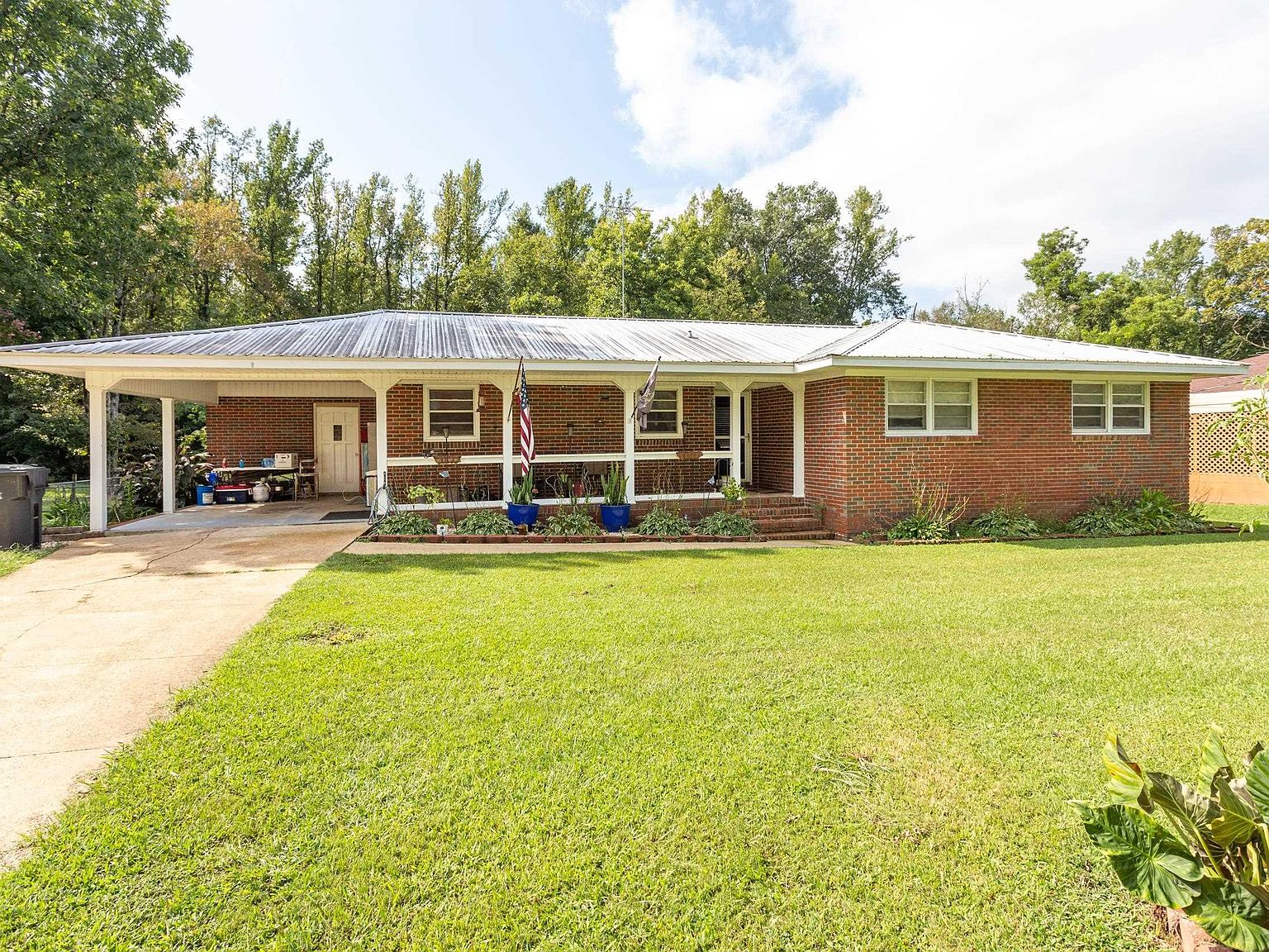 806 Alexandria Rd, Weaver, AL 36277 MLS 21365440 Zillow