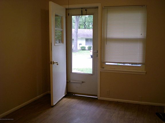 2nd image of 137C Farrington Ct #100C
