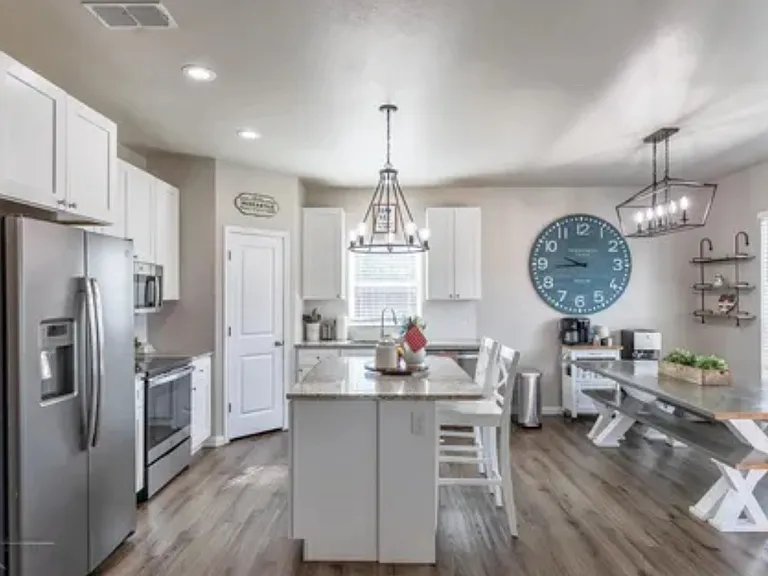 7449 Sleepy Hollow Ln — Photo 6