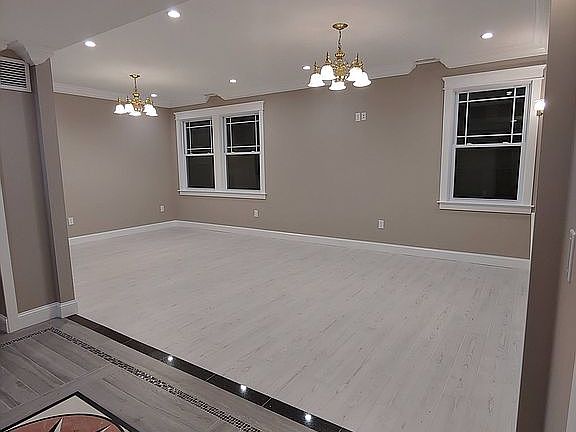 Living room / dining room 