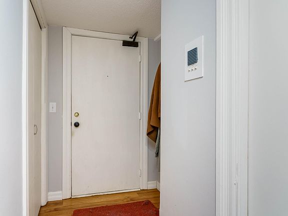 2nd image of 709 Portland Ave APT 6