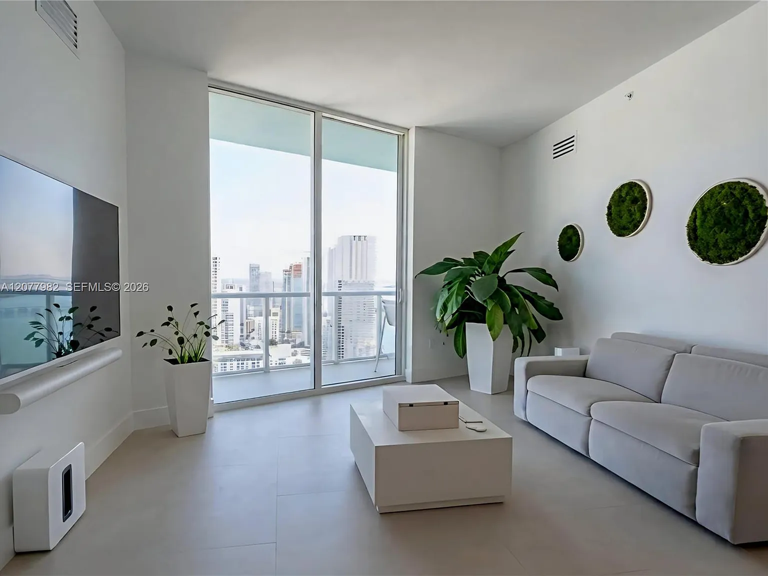 Quantum On The Bay Condo — Photo 2