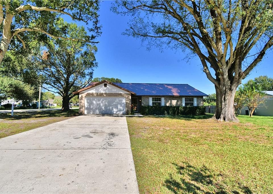 1st image of 2195 Belaire Dr