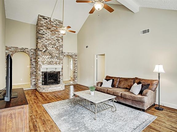 4th image of 5626 Bough Ct