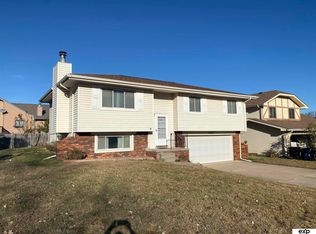 3506 W Dutchman Cir, Bellevue, NE 68123