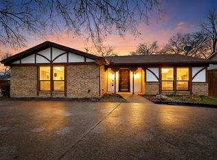 1724 Post Oak Dr, Bedford, TX 76021