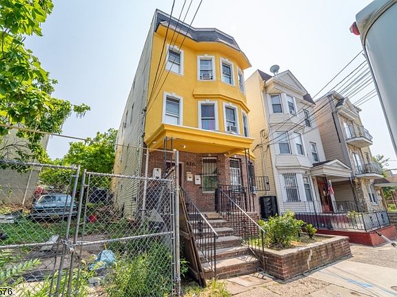 3rd image of 420 21St St